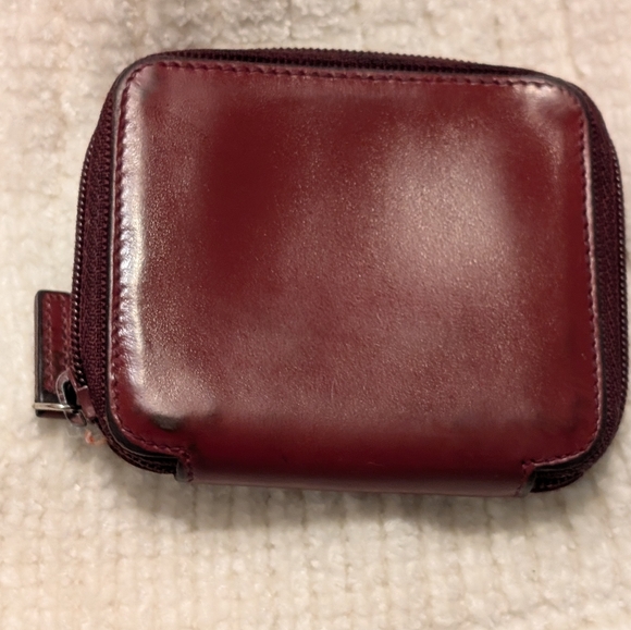 Gucci Vintage Burgundy Zip Around Leather Coin Pouch Good Condition. - Picture 4 of 11